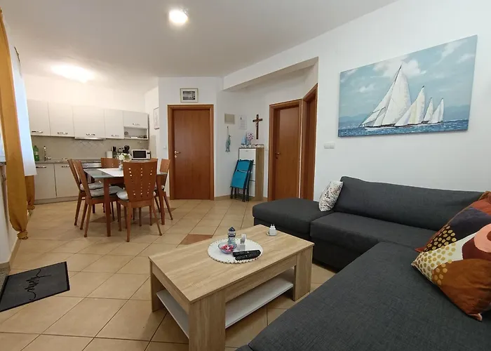 Sramek Posesi Apartman