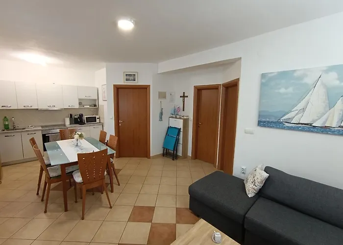 Sramek Posesi Apartman