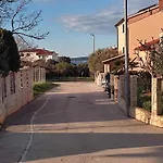 Sramek Posesi