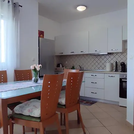 Sramek Posesi Apartment
