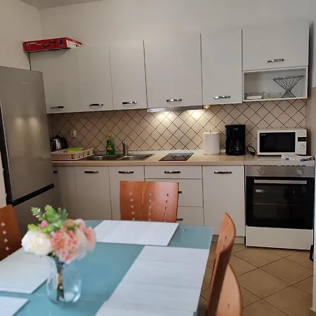 Apartment Sramek Posesi
