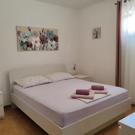 Sramek Posesi Apartment