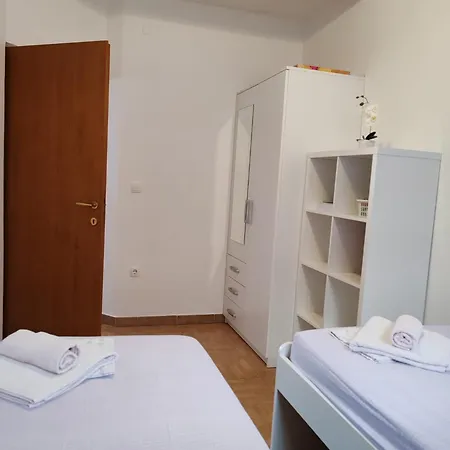 Sramek Posesi Medulin